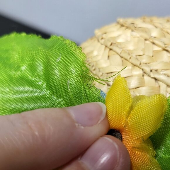 PBC International Duck with Straw Hat Flower Easter Duckling Home NON WORKING - Picture 4 of 9